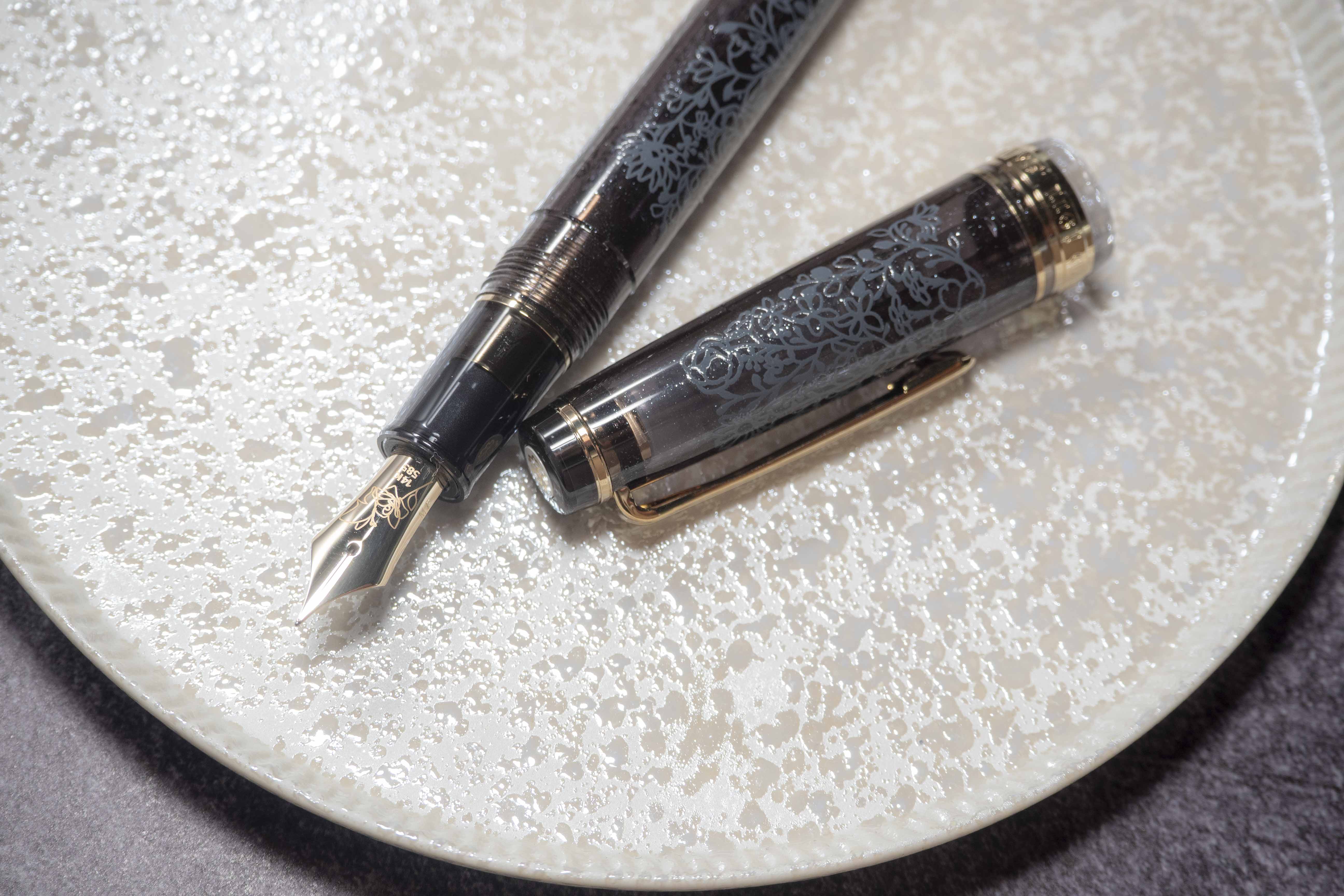 SOUKA Gold/Black