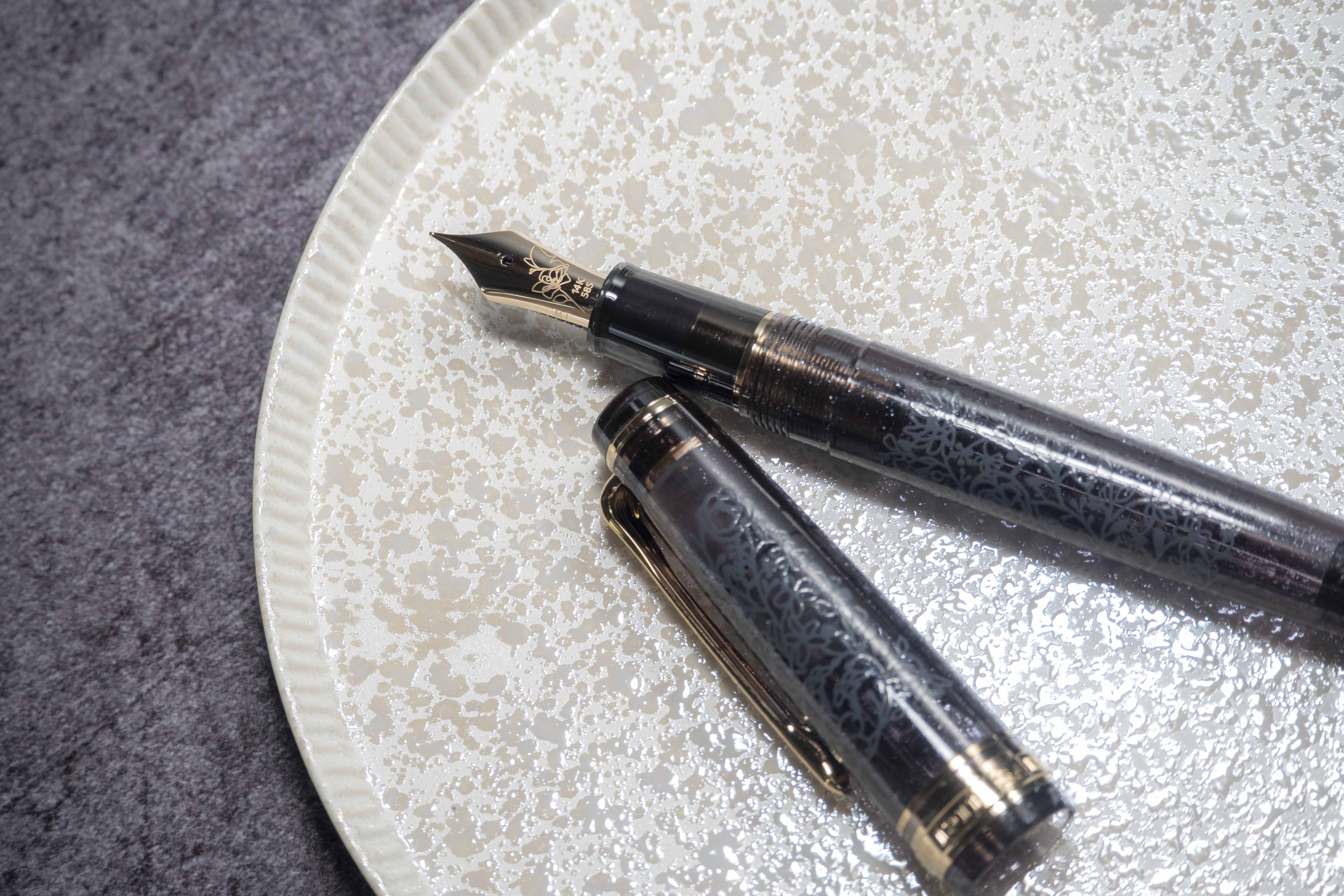 SOUKA Gold/Black
