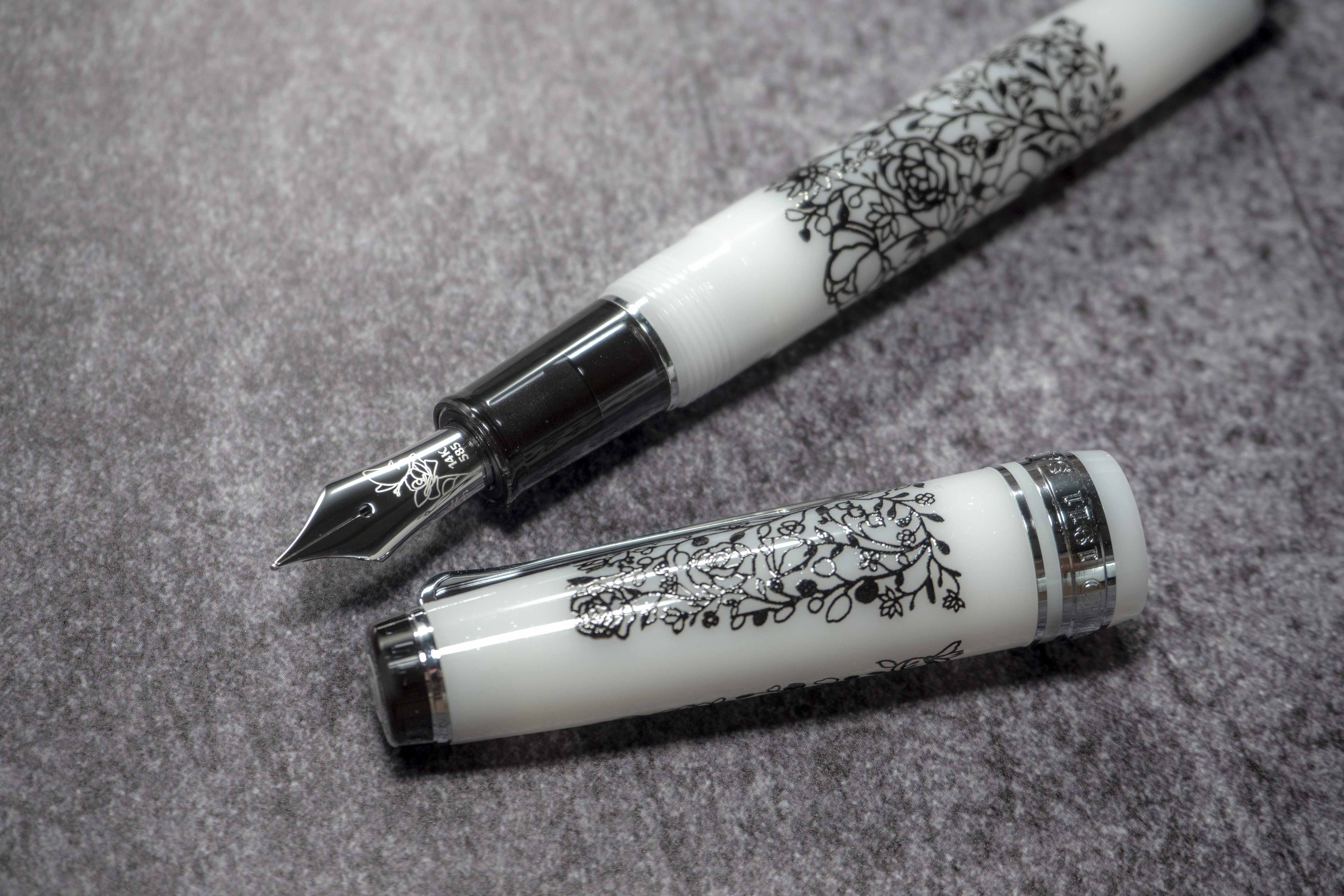SOUKA SILVER/WHITE