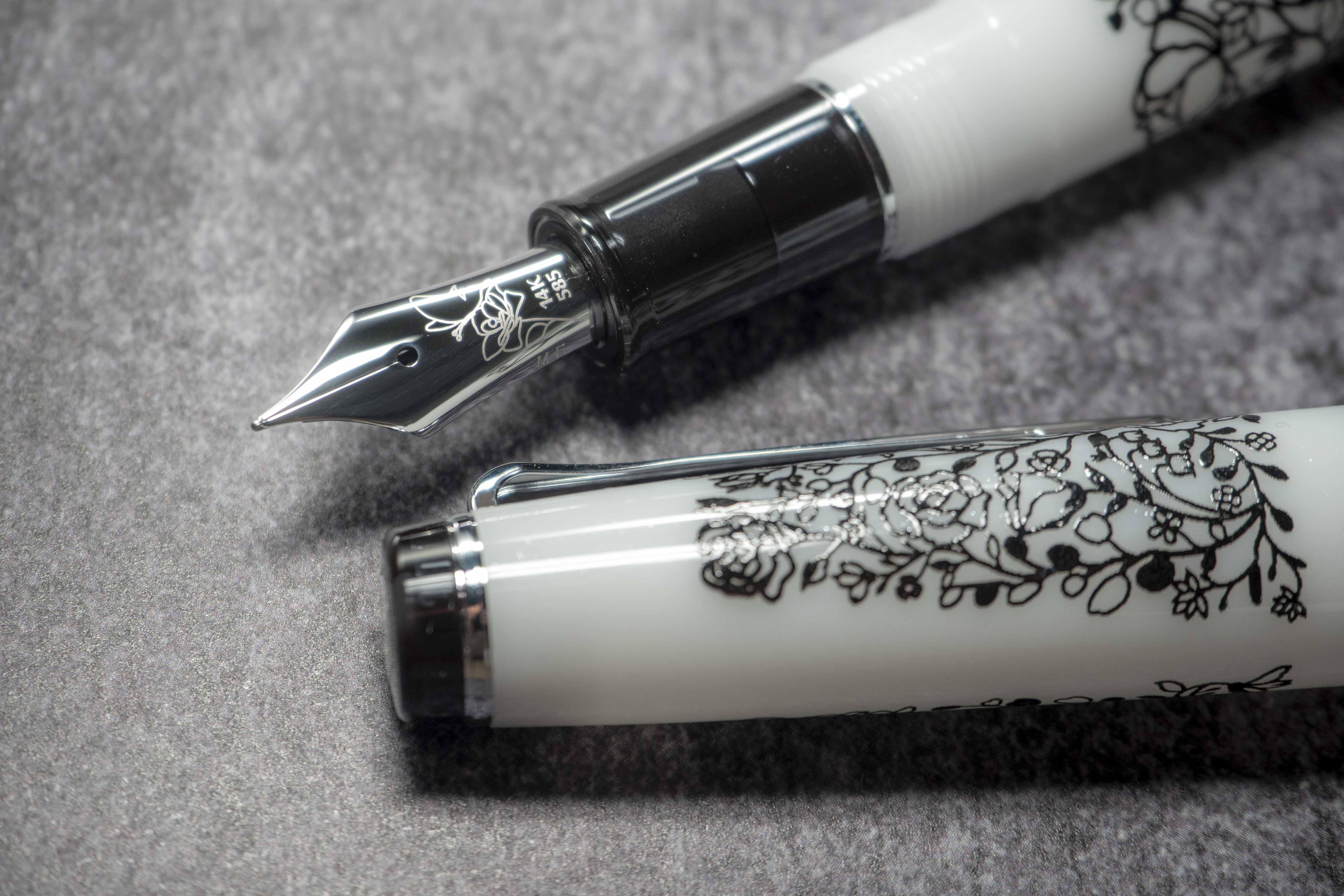 SOUKA SILVER/WHITE