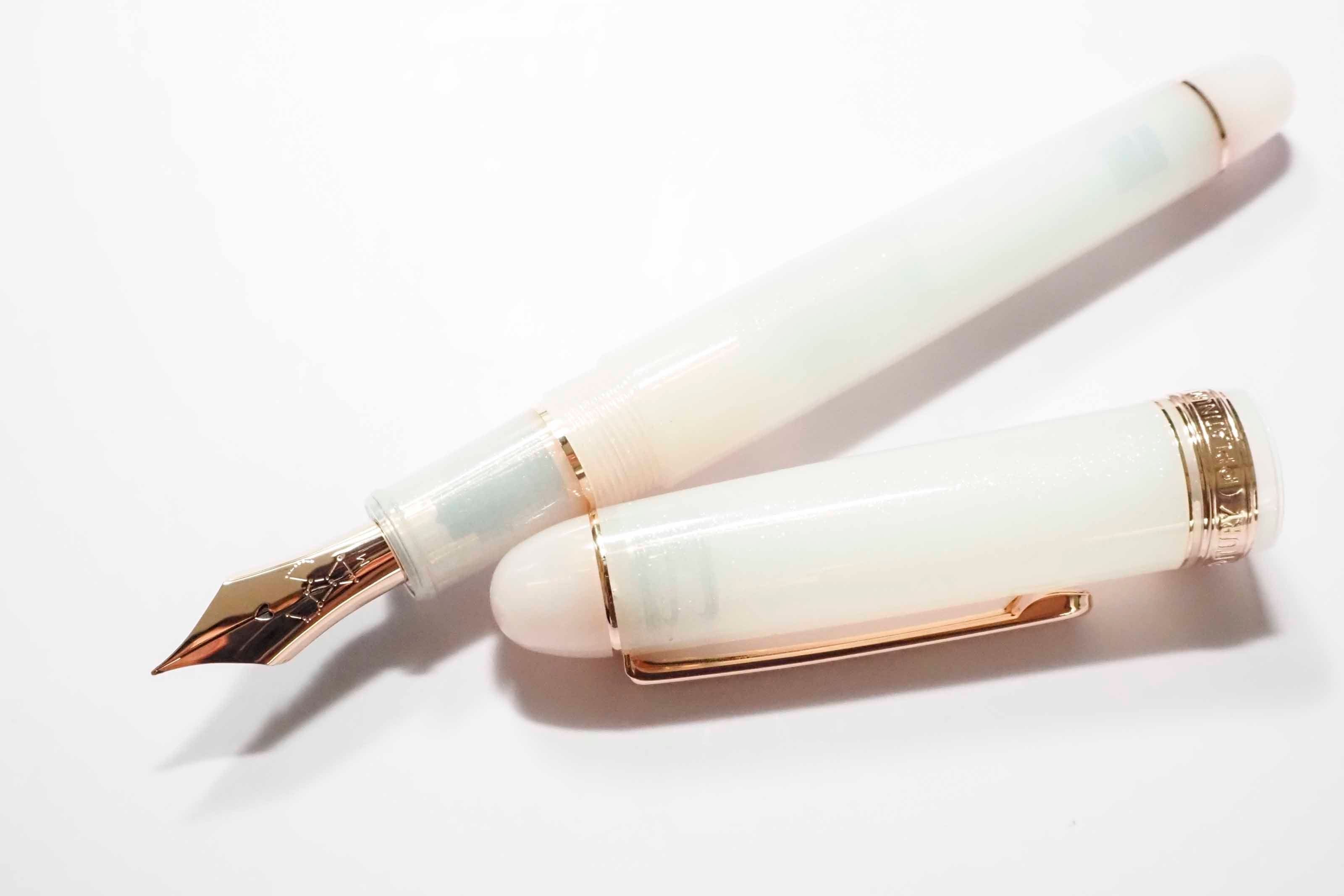 Hatsu-yuki 14K Gold