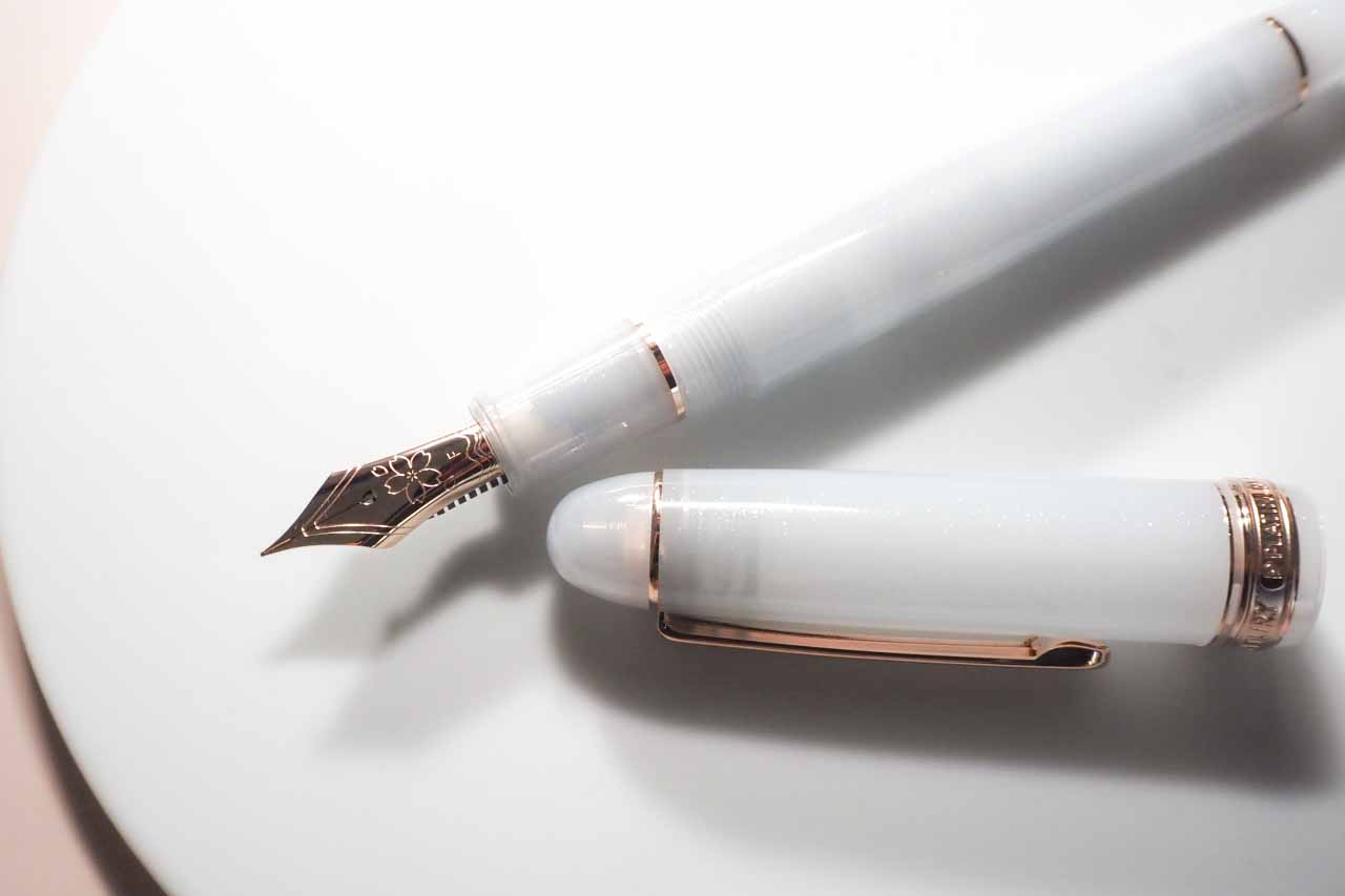 Suruga Bay Spring Century 14K Gold