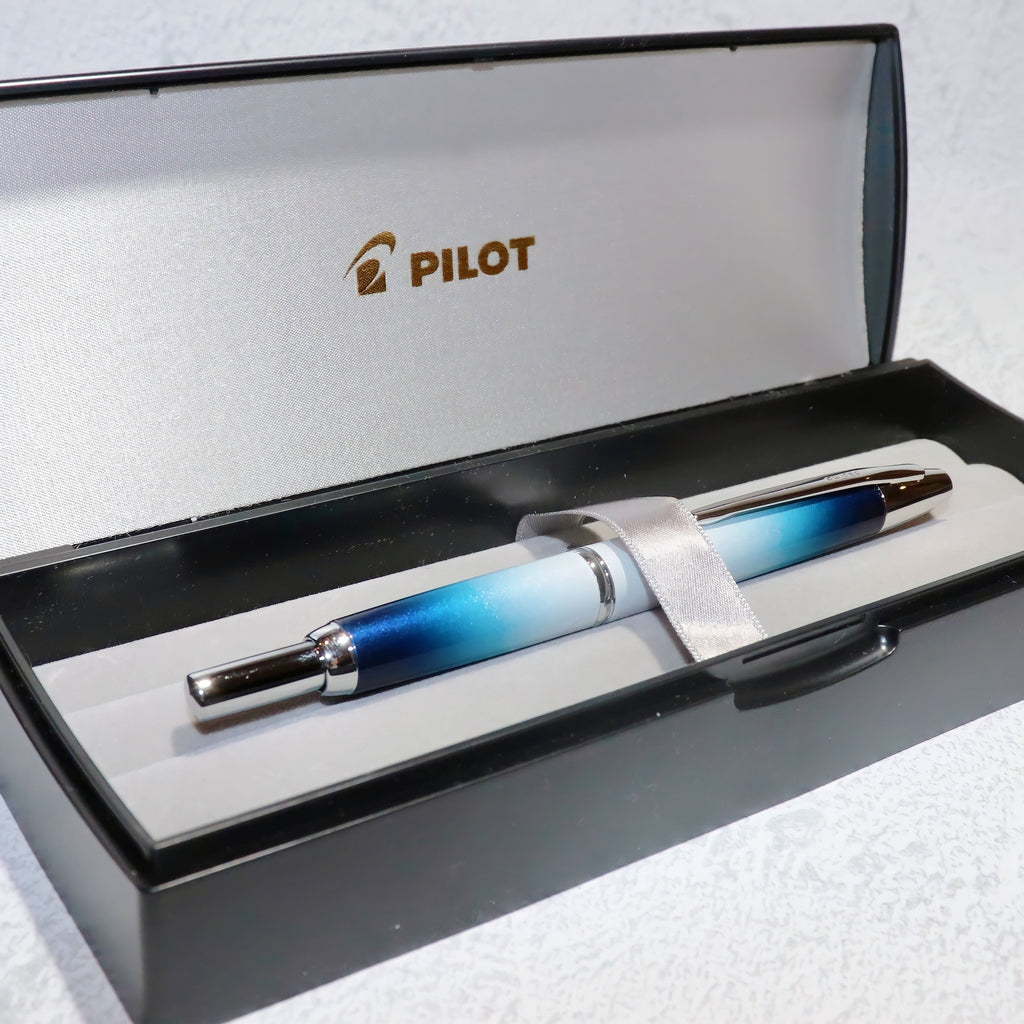 限定完売品】パイロット 日本橋三越限定 キャップレス グラデーション STAsブルー PILOT MITSUKOSHI L.E. STAsBLUE  Capless Fountain pen - 文房具